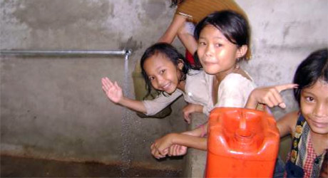 Clean water & sanitation for 315 people, Nias